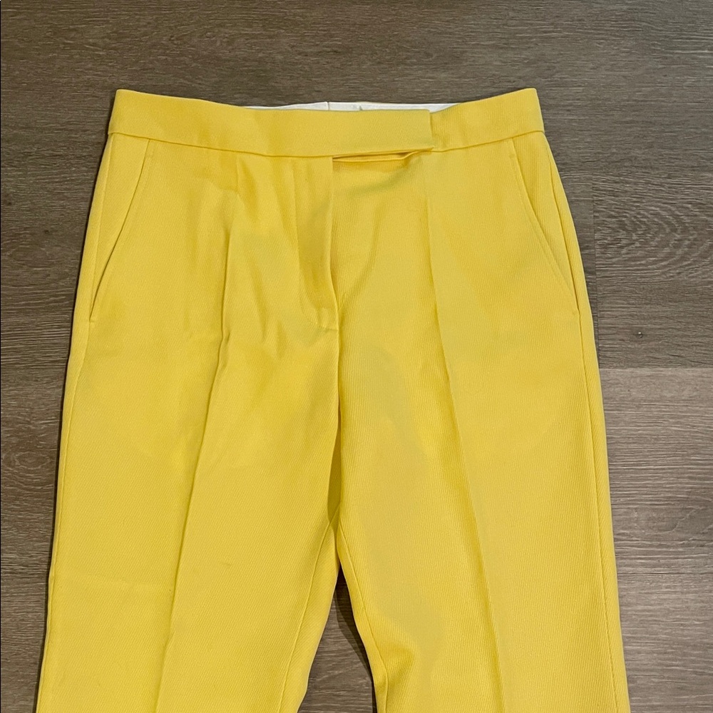 Tory Burch Yellow Wool Cropped Pleated Trousers - Picture 2 of 6
